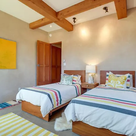 Luxe & Stylish Near Downtown! Holiday home *